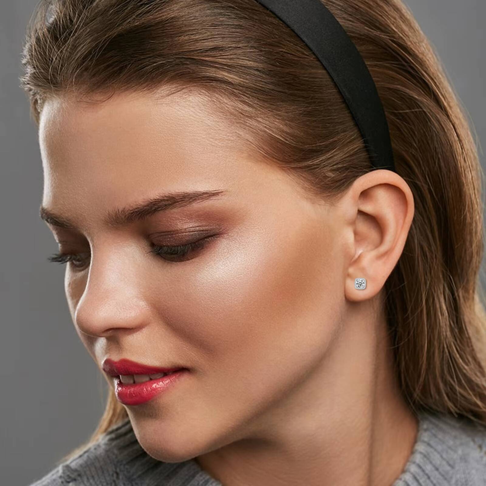 Dropshipping Fashion 5mm-8mm 925 Sterling Silver VVS Moissanite Diamond Screw Back Iced Out Sugar Halo Stud Earrings