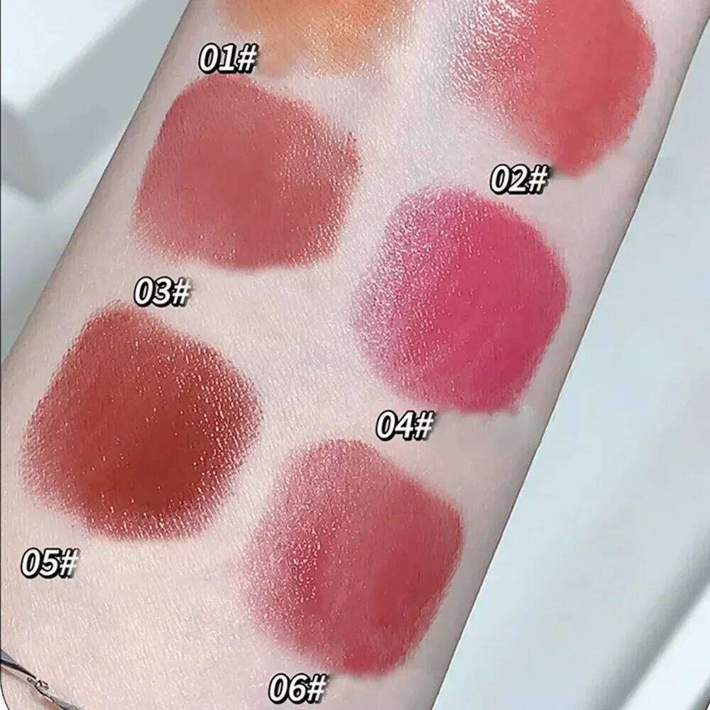 6 Colors Silky Glossy Lipstick Gege Bear Pump Lips Moisture Water Bomb Comfortable Ultra Sheen Non-Stick Cup Lip Balm X250721