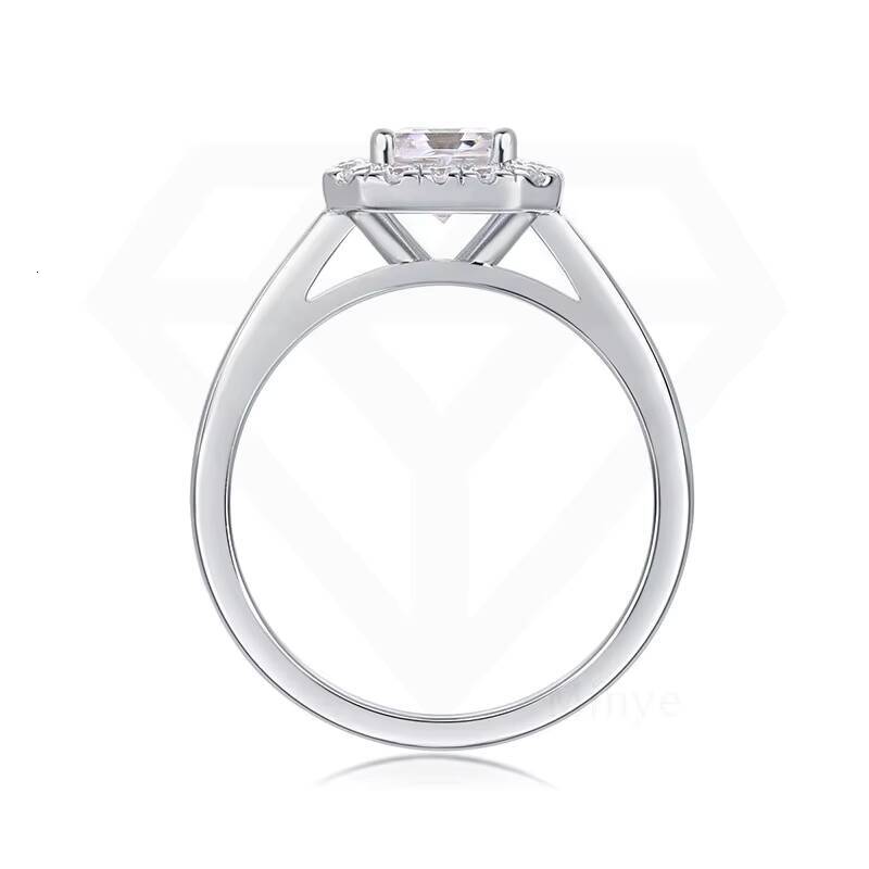 925 Sterling Silver Casual Moissanite Closed Ring Elegant Wedding Gift for Ladies and Girlfriends