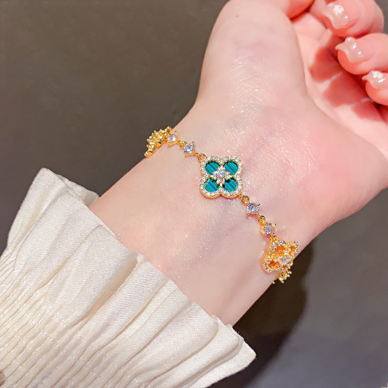 Gold Tone Clover Shaped Link Bracelet Shell & Crystal Accents Elegant Party Jewelry And Daily Wear Gift For Her High Quality And Stylish Jewelry