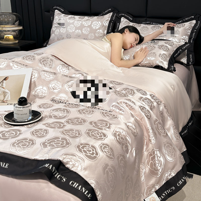 Blanket Live stream explosive product Class A washed silk jacquard embroidery wide edge summer air conditioner quilt bed sheet summer quilt four-piece