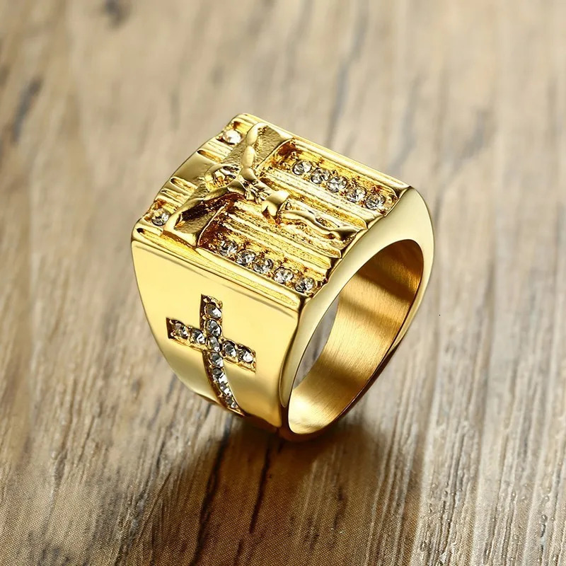Vnox Punk Jesus Christ Cross Chunky Ring for Men Stainless Steel Crystals Religion Prayer Male Hip-hop Jewelry Gold Color 250717