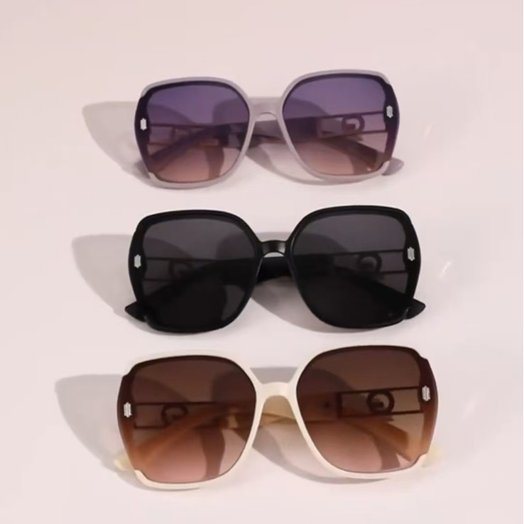 Designer Sunglasses For Women Men Oversize Frame Sunglasses Fashion Classic Sunglasses Luxury Polarized Goggle Pilot PC Frame Oversized UV400 Eyewear 