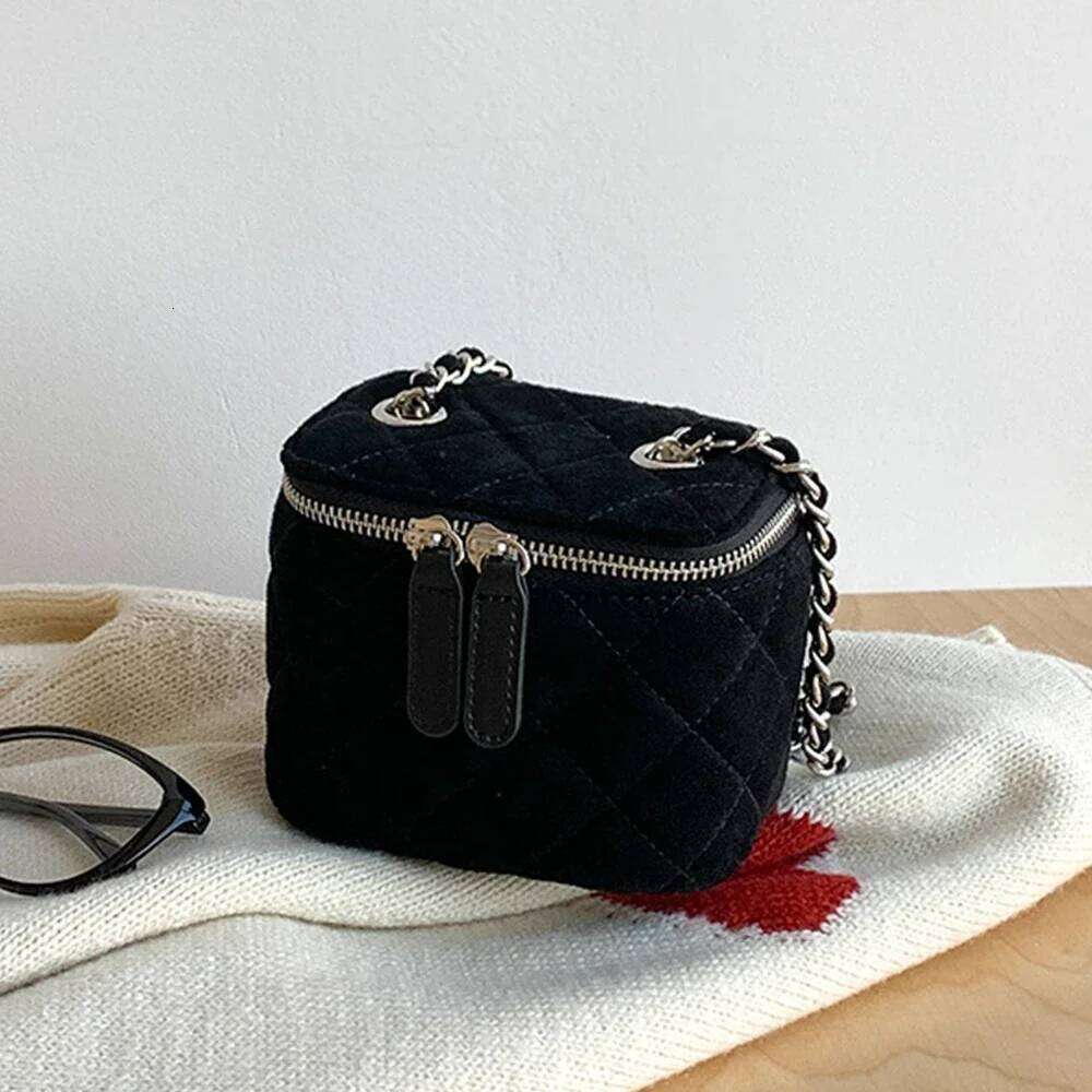 Mini Faux Suede Crossbody Bags For Women 2025 New Designer Box Lingge Chains Shoulder Bag Lipstick Coins Sling Purse
