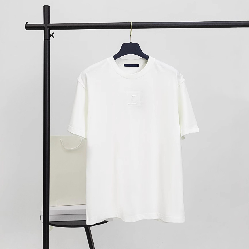 Lvs Designer Luxury High Versionsummer New Chest Embossed Letters Large Size Loose Short Sleeve T-shirt Many Colors For Men And Women Free Shipping