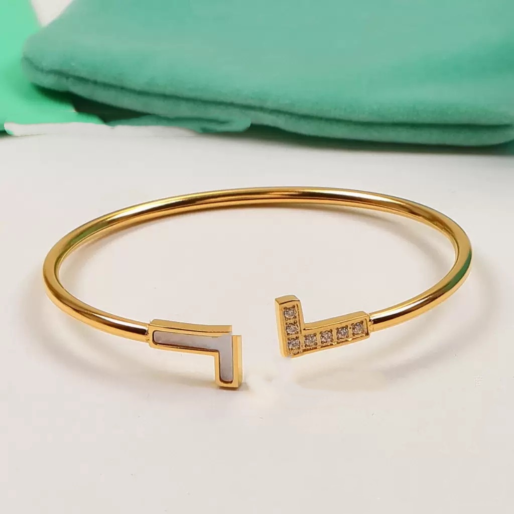 Bracelet designer bracelet for women classic jewelry luxury unisex fashion with gold sliver diamond bracelet opening plated with box high quality