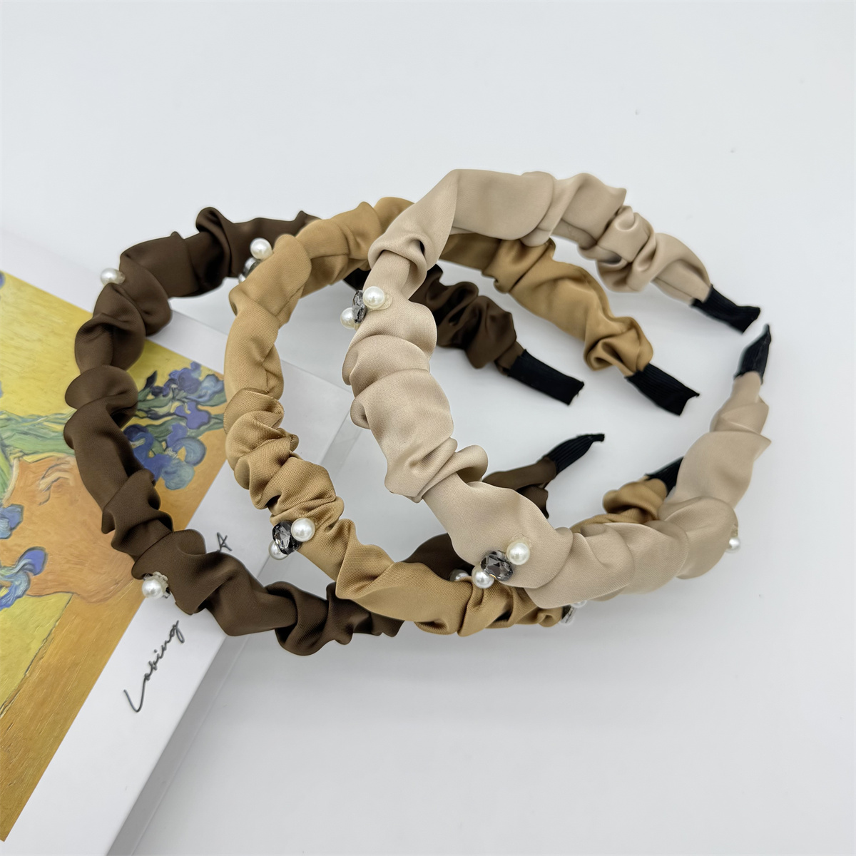 New twisted around pleated hair bands pearl rhinestone embellishment light luxury temperament hair accessories out versatile simple fashion headdress