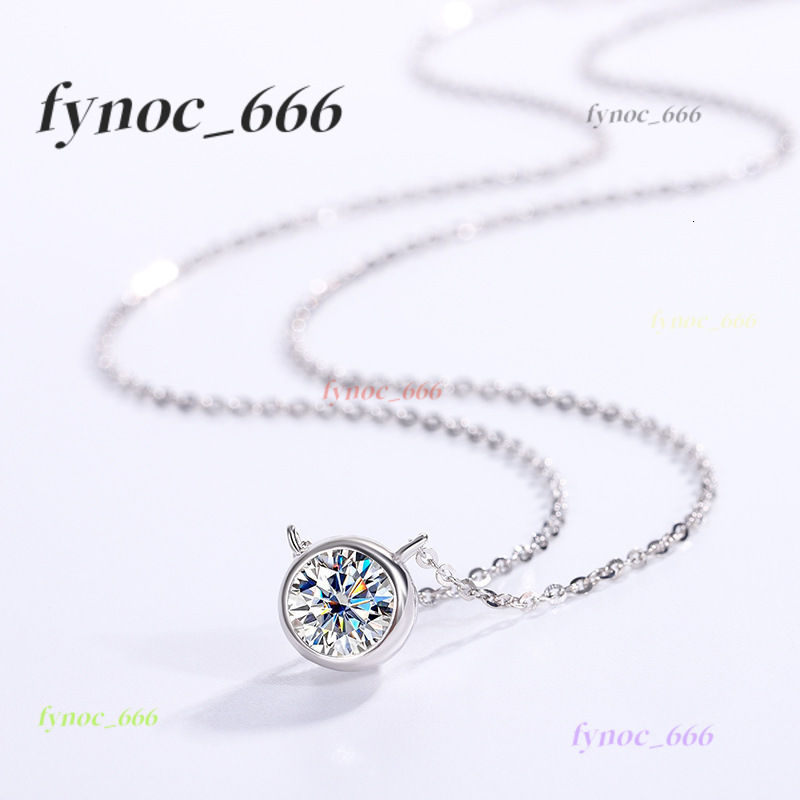 Gold Plated Fashion Collarbone Chain 925 Sterling Silver Moissanite Pendant Necklace Female Jewelry Valentines Day Gift