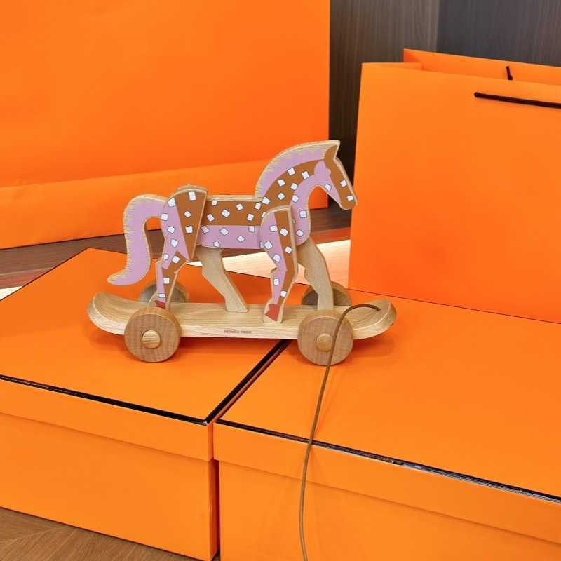 Family Little Pony Trailer Toy Wooden Horse Ornament Home Decor Gift Art Ornament