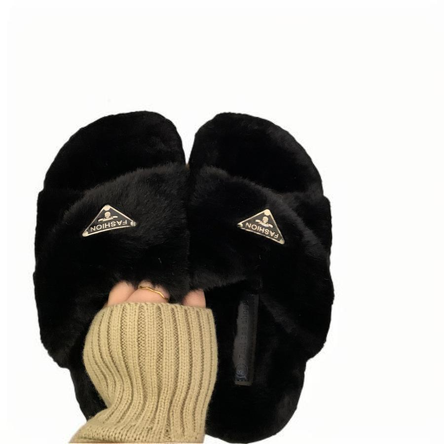 warm cotton slippers versatile slipper Platform Cross cotton slippers Plush fur slippers for women wearing internet famous slippers outside