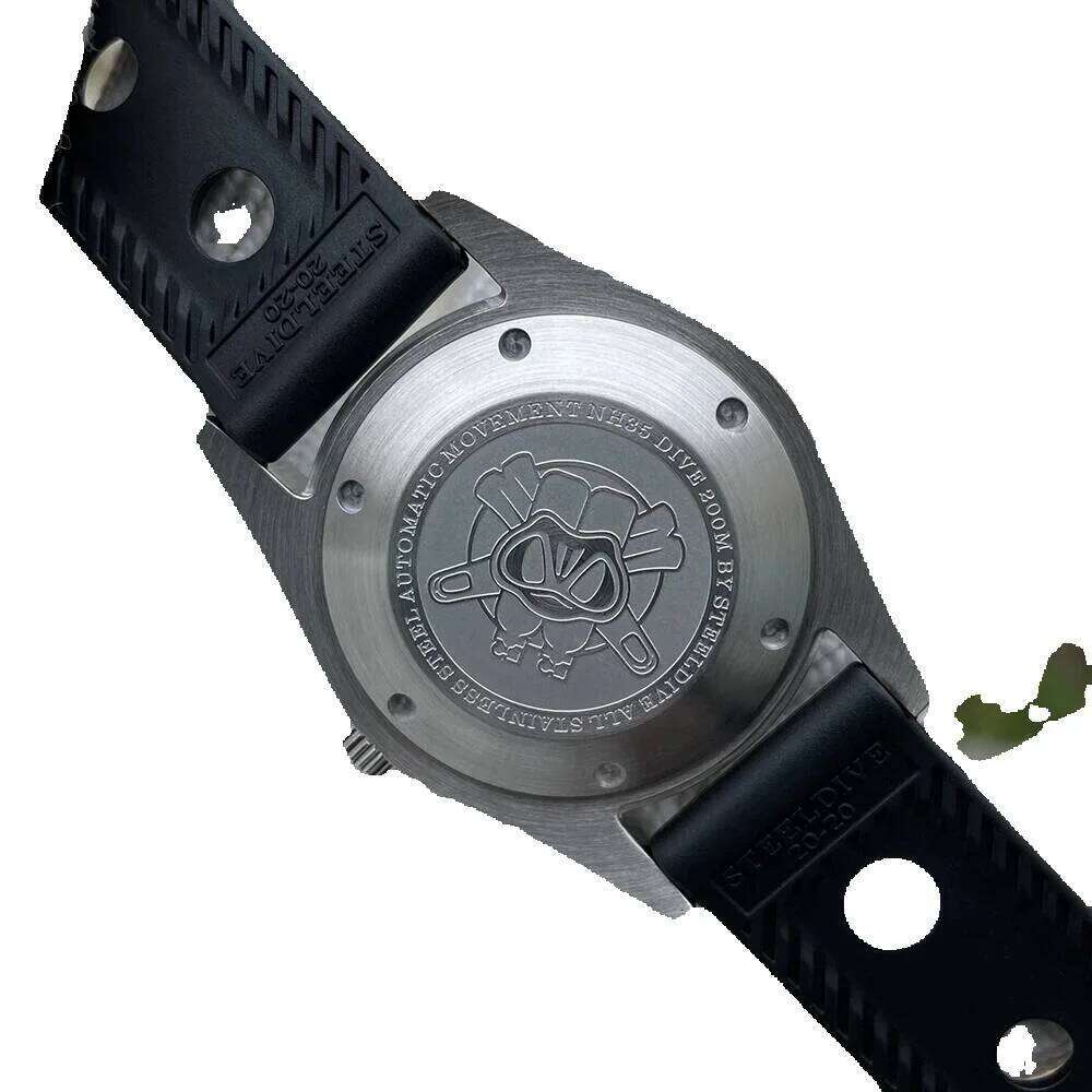 STEELDIVE Sd1933 Small Size 39Mm Stainless Steel Bracelet Sapphire Glass Bgw9 Blue Luminous Nh35 Automatic Mechanical Watch Men