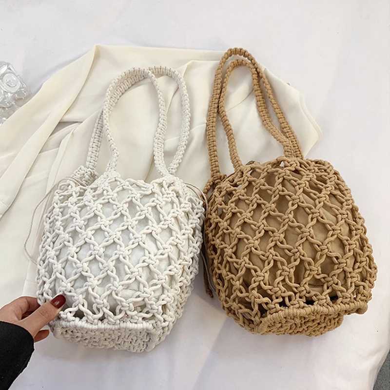 Summer Straw Bucket Bags For Women Handmade Drawstring Beach Shoulder Bags Raffia Rattan Woven Handbags Vacation Shopping Bags G250729