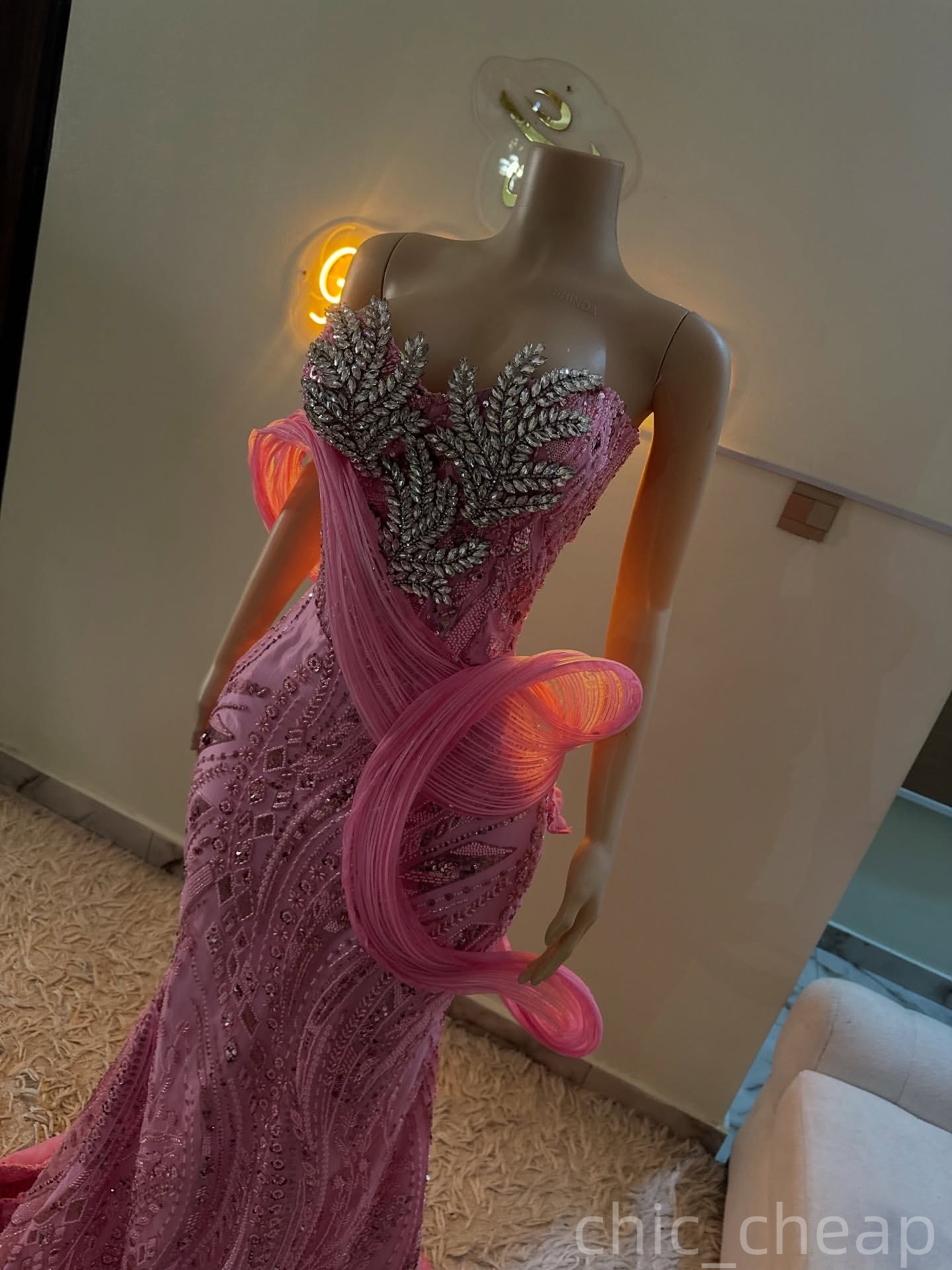 Pink Mermaid Prom Dresses 2025 Crystals Sweetheart Sequined Stylish Evening Formal Party Second Birthday Engagement Gowns Plus Size Dress For Special 