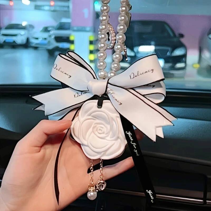 Beautiful Premium Internet Celebrity Fragrant Stone Mountain Camellia Aromatherapy Car Pendant Car accessories