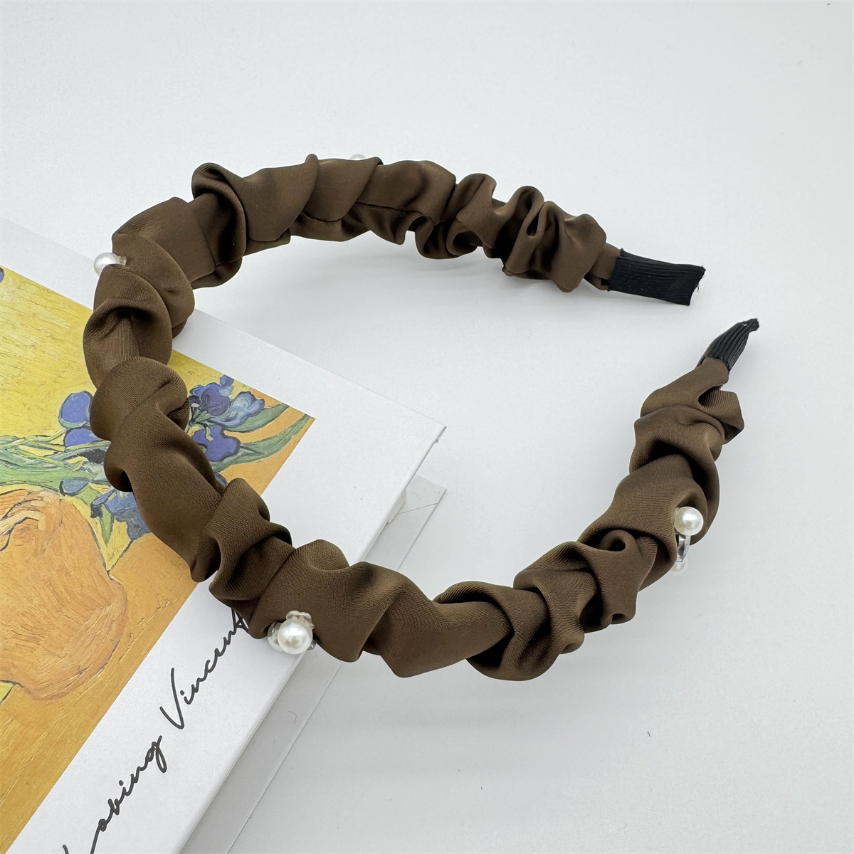 New twisted around pleated hair bands pearl rhinestone embellishment light luxury temperament hair accessories out versatile simple fashion headdress