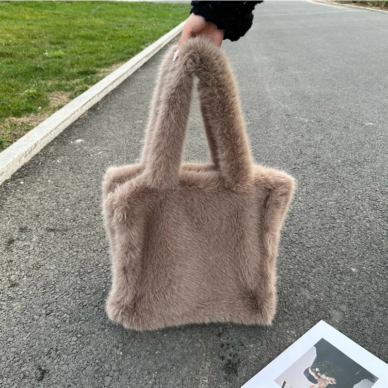 faux fur big tote bag for womens bags large capacity bag plush handbags autumn winter plush shoulder crossbody bag 250717