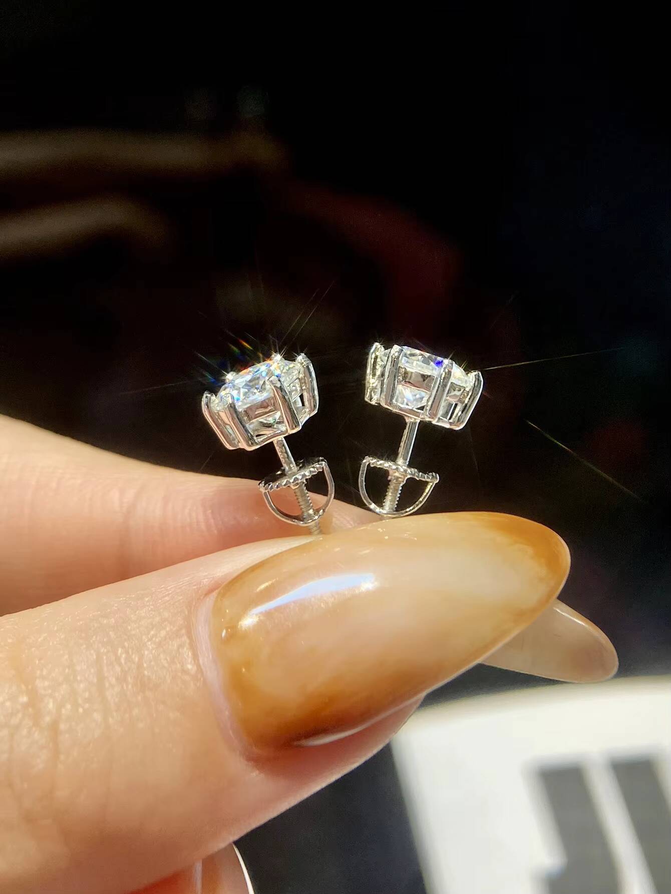 Fine Fashion Luxury Unisex 925 Sterling Silver 0.512 CT Moissanite Diamond Four Claw Screw Back Stud Earrings Stylish Trendy