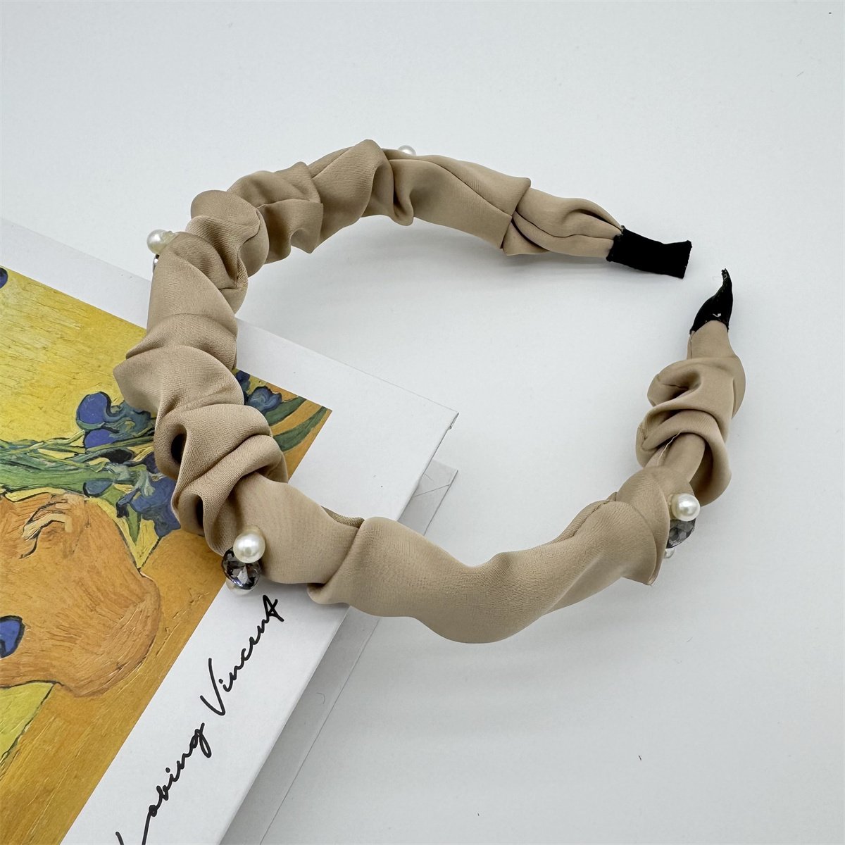 New twisted around pleated hair bands pearl rhinestone embellishment light luxury temperament hair accessories out versatile simple fashion headdress