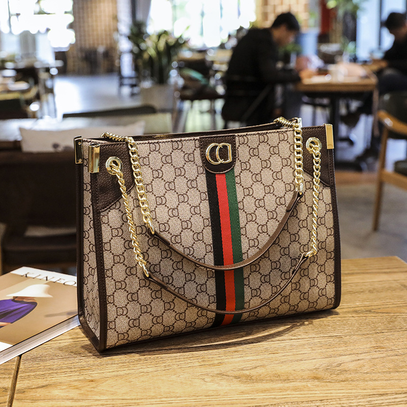 Luxury Bag 2025 New Korean Chic Soft Leather Quilted Chain Bag Elegant Women's Versatile Shoulder Crossbody Bag Free Shipping