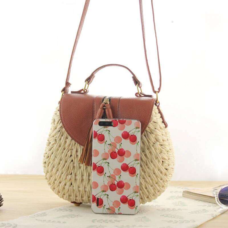 2020 Famous Designer Ladies Woven Knitting Messenger Crossbody Bags New Summer Bohemian Women Tassel Straw Beach Shoulder Bag