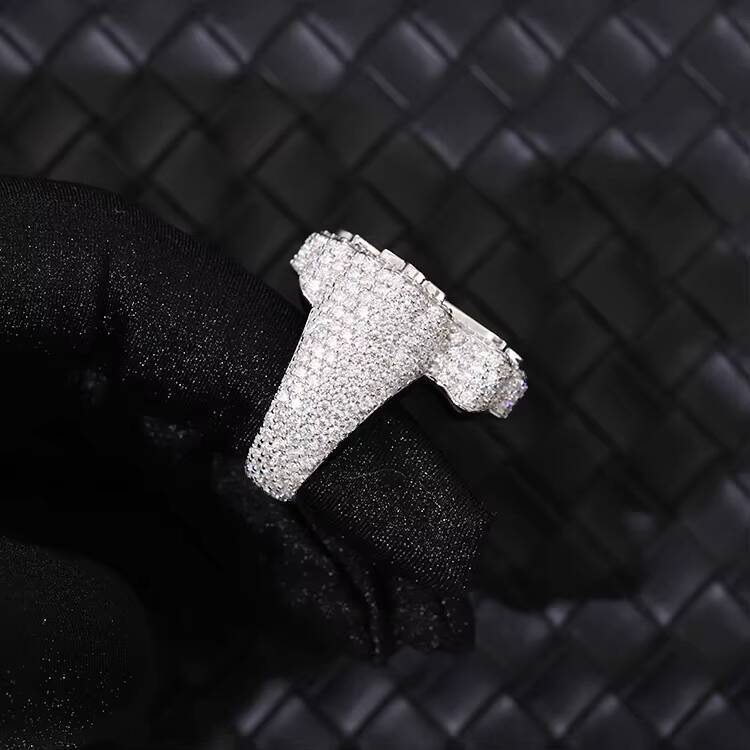 Fashion Iced Out Hip Hop Style 3A+ Moissanite Baguette Diamonds Copper Cross Champion Ring for Men