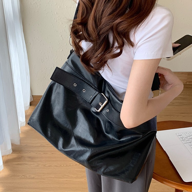 2025 Summer new women's crossbody bag new neutral style large capacity soft leather women's handbag lazy style women's shoulder bag new