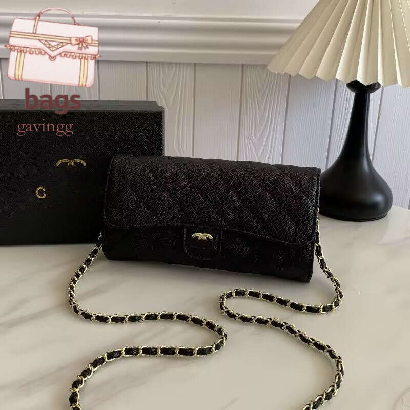 Designer Tote Bag Womens Crossbody Bag Textured Leather Underarm Bag 2025 New Fashion Handbag Shoulder Bag Stylish Small Square Bag With Chain Ad3