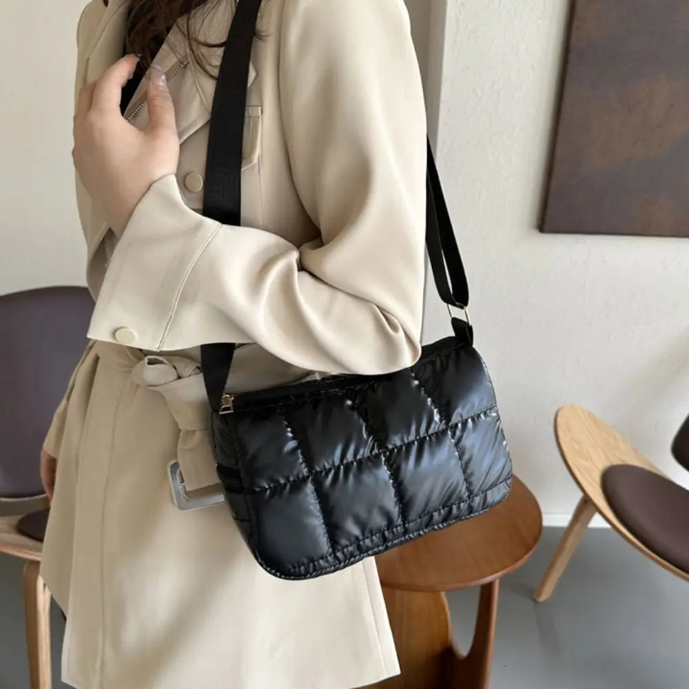 Lattice Space Cotton Crossbody Bag Korean Style Oxford Quilted Shoulder Bag Pleated Lightweight Padded Crossbody Bag Travel 250717