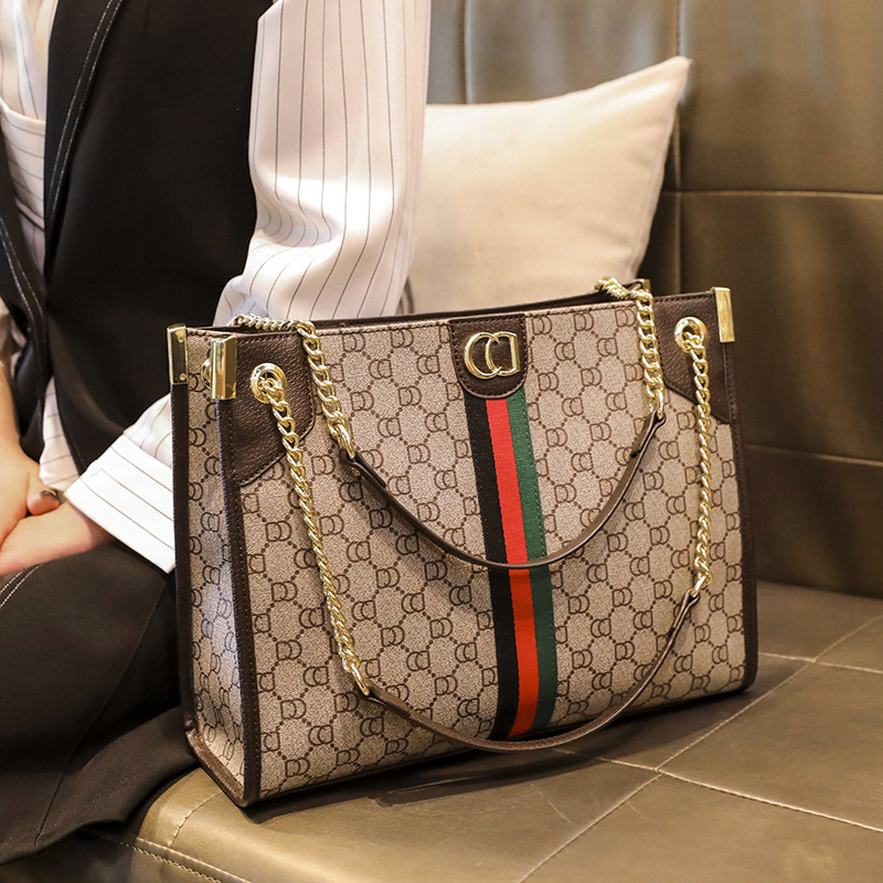 Luxury Bag 2025 New Korean Chic Soft Leather Quilted Chain Bag Elegant Women's Versatile Shoulder Crossbody Bag Free Shipping