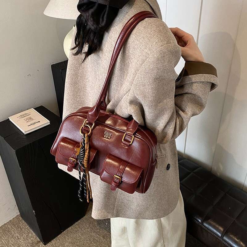 High-Quality New Versatile Women's Underarm Niche Design Fashion Large Capacity Shoulder Tote Bag
