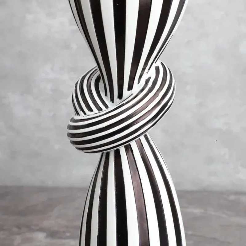 Black and White Striped Twisted Rope Knot Single Candle Holder Resin Dining Table Wedding Center Decoration Modern Decoration W250721