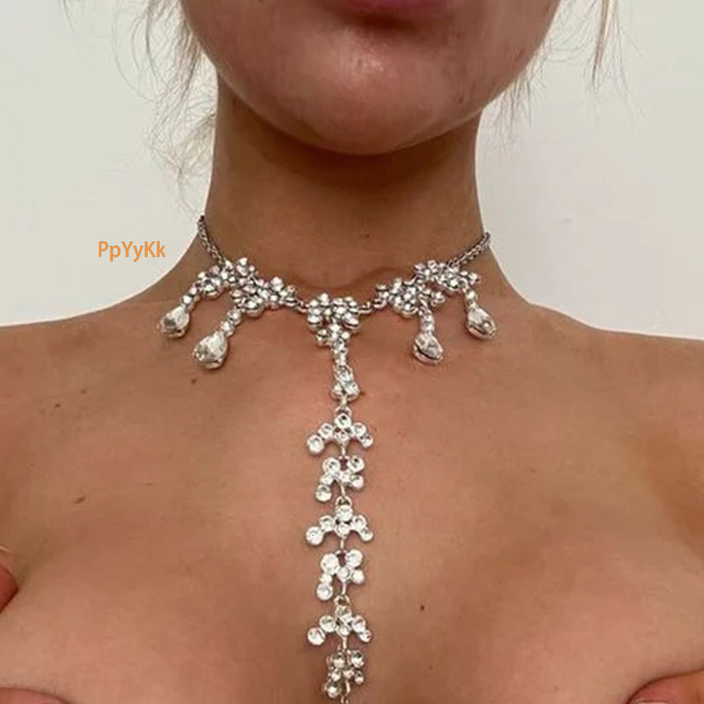 Hot Sale Jewelry Stylish Chain Water Drop Breast Chain Club Sexy Versatile VVS Moissanite Iced out Body Chain for Women