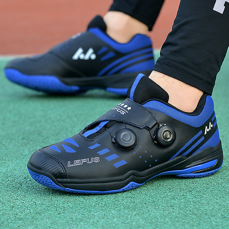 Badminton shoes with rotating buckle, no lace, breathable, anti-slip, ultra-light professional training shoes for men