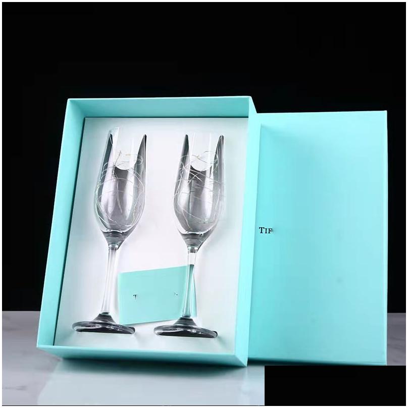 2025 new Wine Glasses Crystal A Pair Of Tall Glass Pots Carved Champagne Drop Delivery Home Garden Kitchen Dining Bar Drinkware Oteph