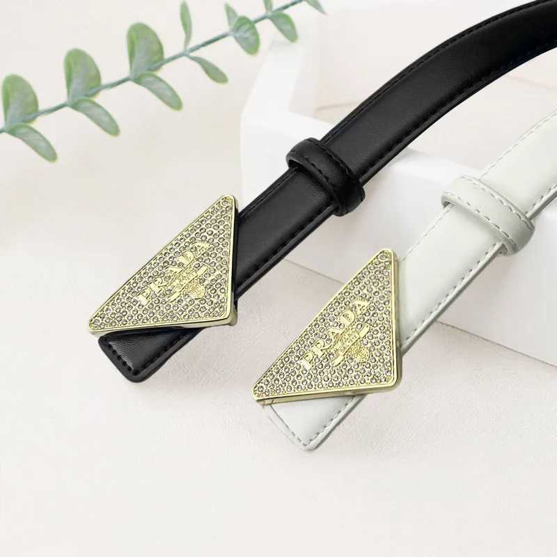 2025New Womens High-end Belt Simple Metal Letter Buckle Belt Womens Dress Denim Trousers Womens Belt New Leather Belt L250721