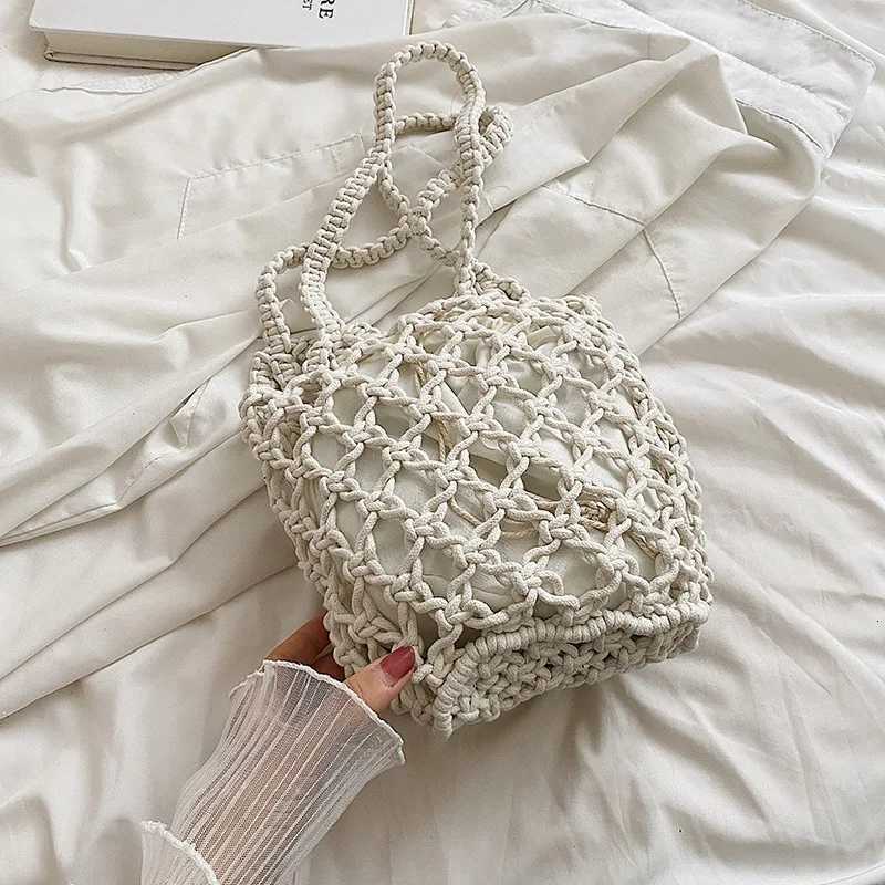 Summer Straw Bucket Bags For Women Handmade Drawstring Beach Shoulder Bags Raffia Rattan Woven Handbags Vacation Shopping Bags G250729