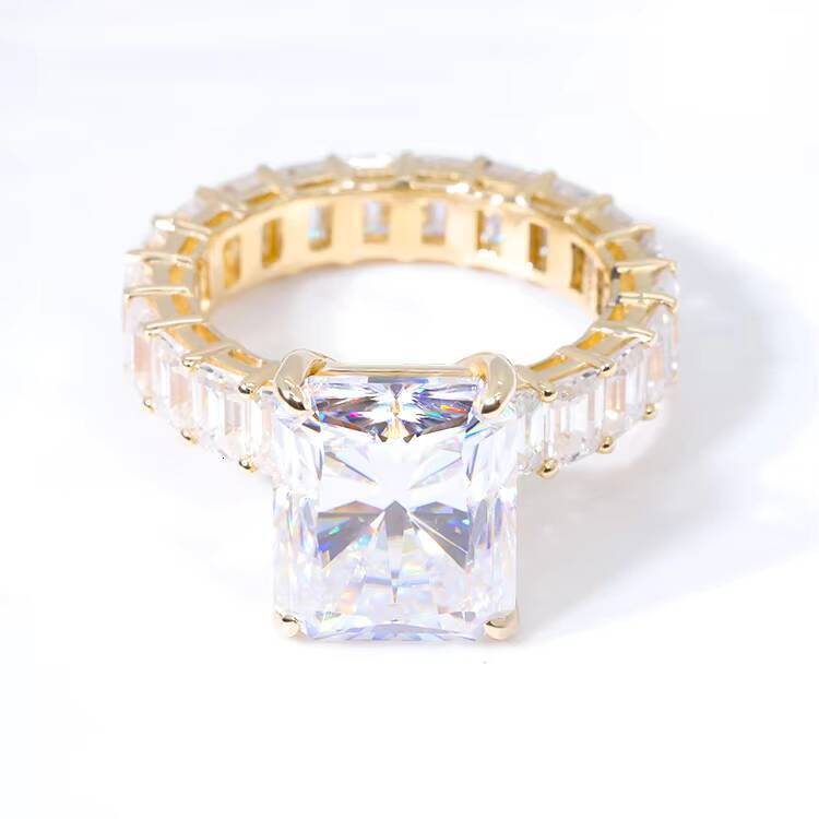 Custom Classical Ring 14k Yellow Gold Emerald Cut 8ct VVS Moissanite Diamond Iced Out Full Band Ring for Jewelry Present