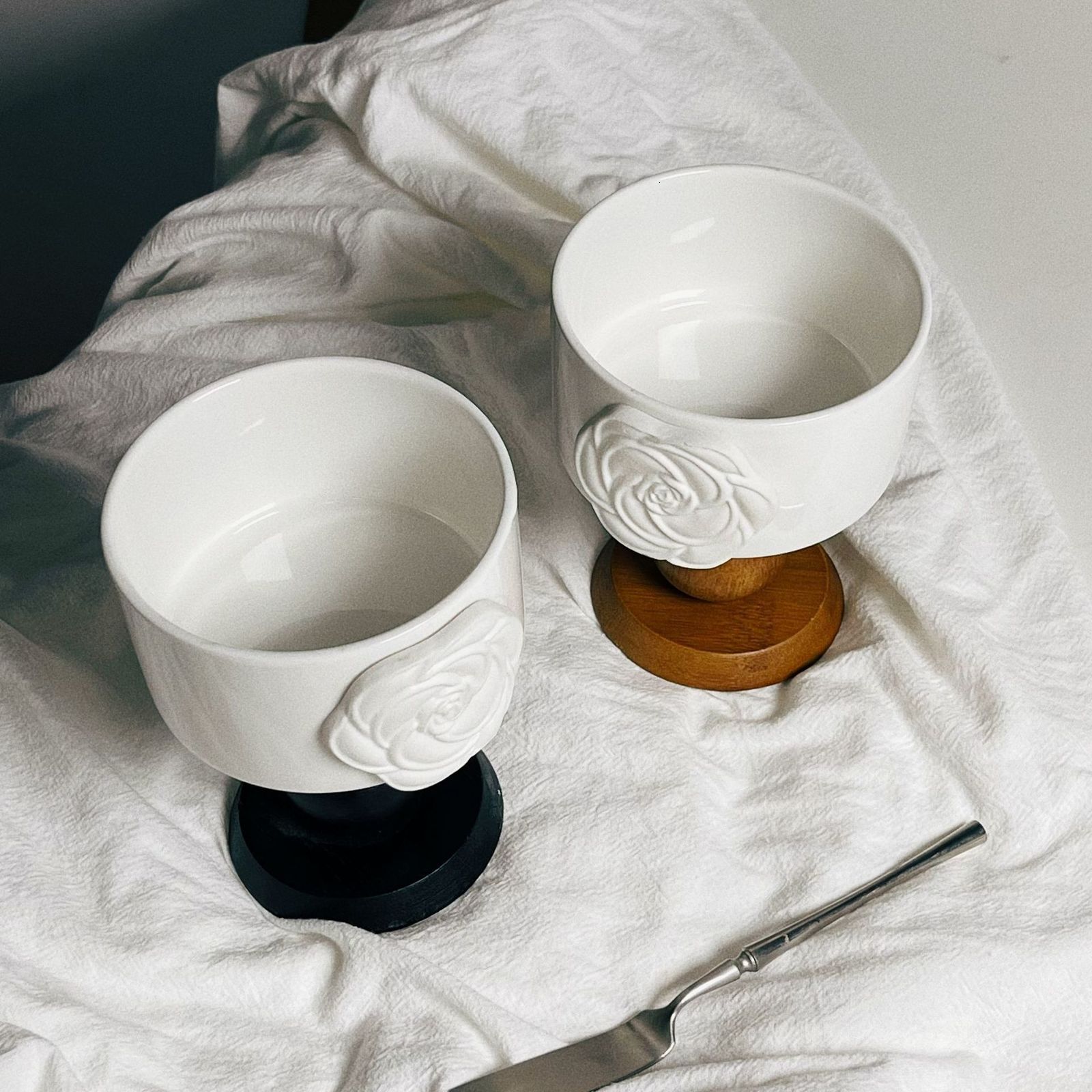 Luxury French Style Camellia Ceramic Wooden High Foot Bowl Dessert Bowl Coffee Cup Aromatherapy Candle Bowl Home Decoration 250721