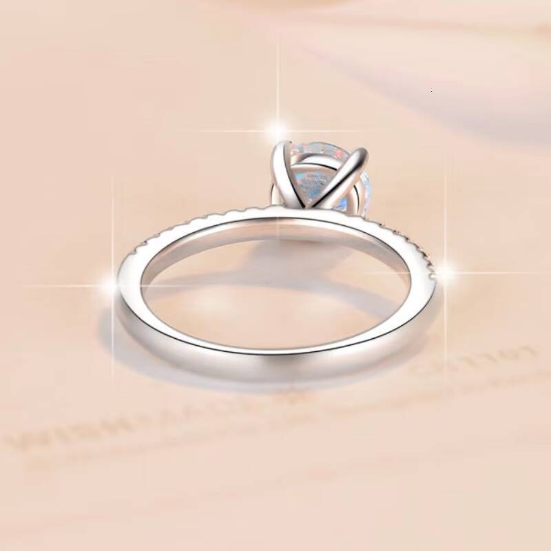 Fine Jewelry Factory Wholesale Prices 1CT Diamond S925 Silver Gemstone Women Fashion VVS Moissanite Diamond Ring