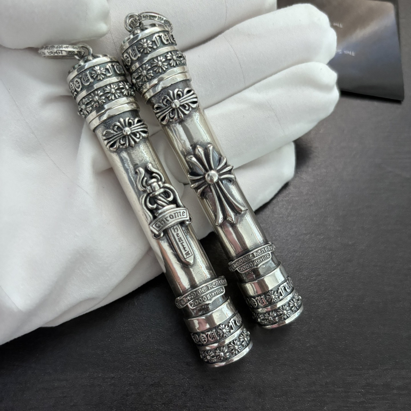 Free shipping designer Designer Accessories Thai Silver Retro Light Luxury Sword Personality Niche Lighter Rechargeable Electronic Cigarette Lighter