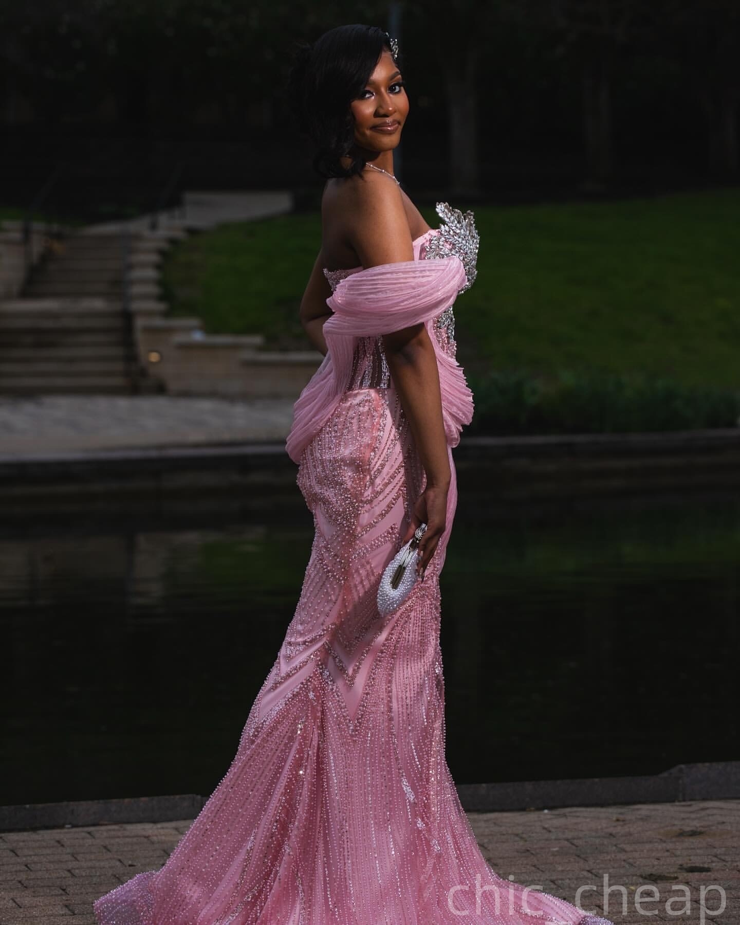 Pink Mermaid Prom Dresses 2025 Crystals Sparkly Sequined Stylish Evening Formal Party Second Birthday Engagement Gowns Plus Size Dress For Special Occ