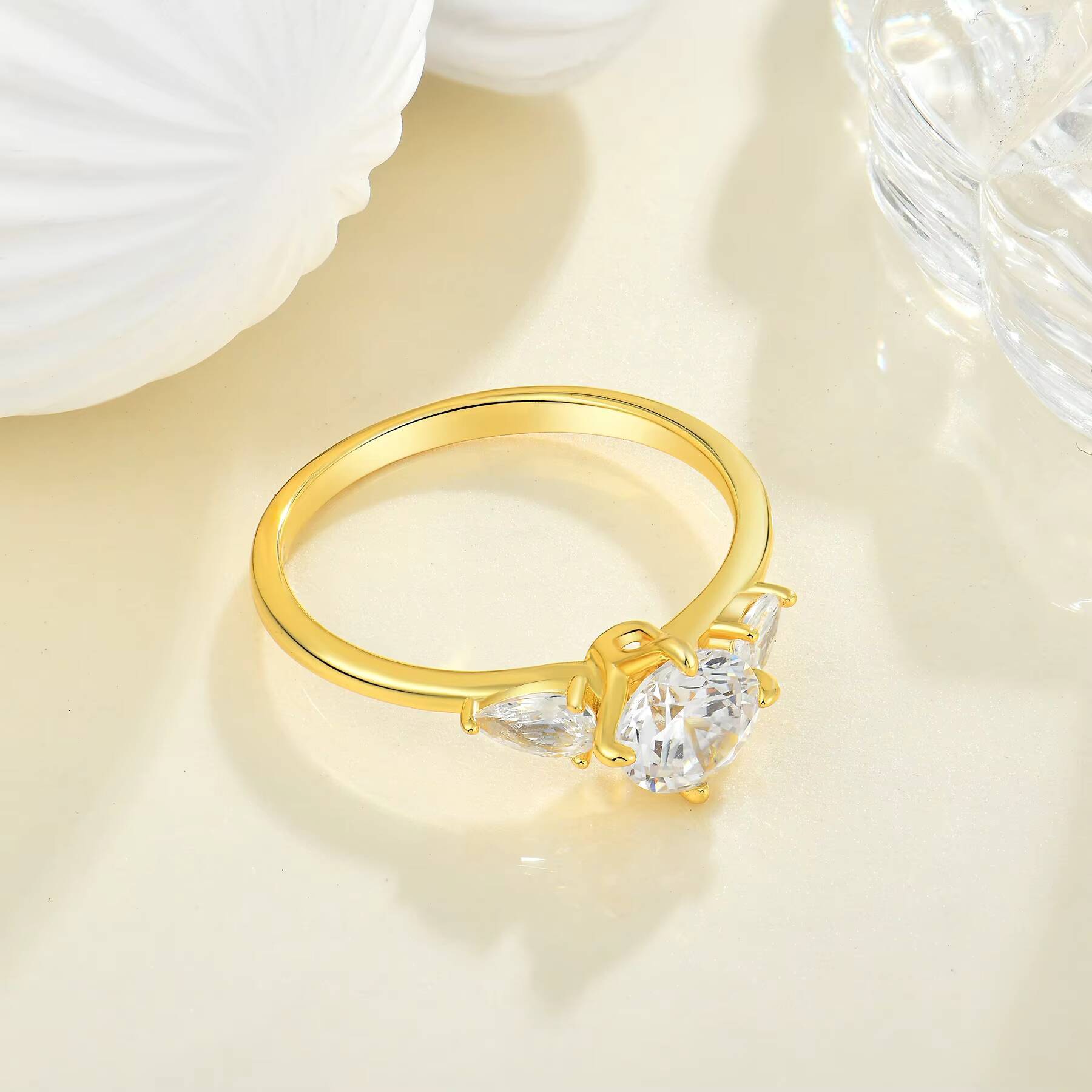 Exquisite 18K Plated Gold Engagement Ring 925 Sterling Silver Round Brilliant Cut CZ Diamond Three Stone Bridal Ring