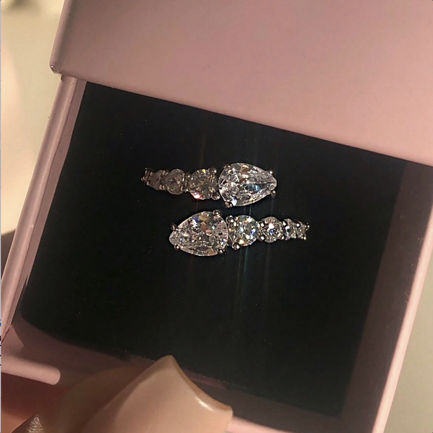 Designer Jewellery High Quality Silver Tone Multi Stone Ring with Cubic Zirconia Accents Party Gift for All Occasions Textured Sparkling Accessory