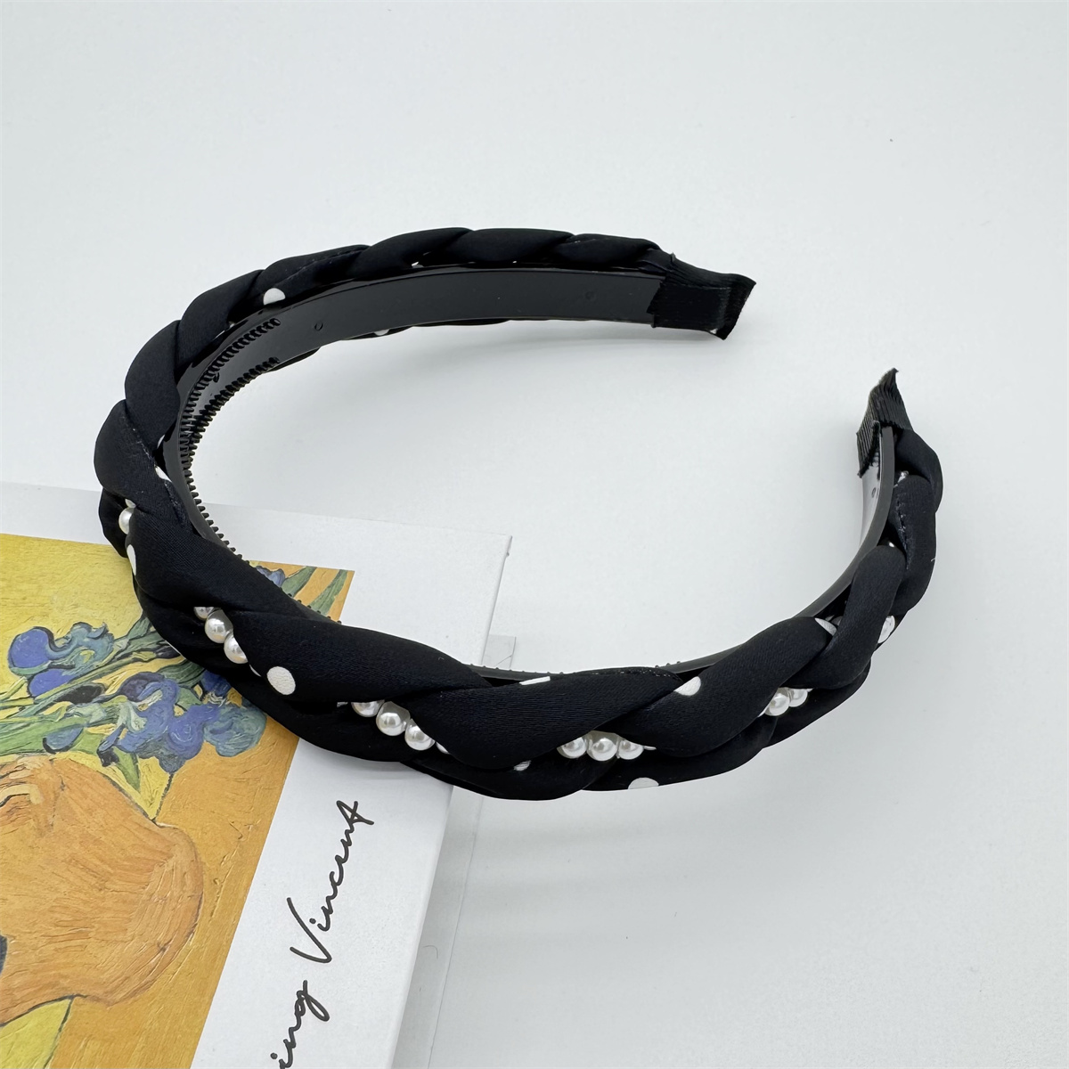 Retro polka dot pearl hair band female new senior sense of broken hair headband hair card hair accessories