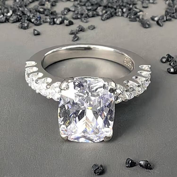 Hot Sale Classic Rhodium Plated 925 Sterling Silver Wedding Ring Radiant Brilliant Moissanite for Womens Engagement