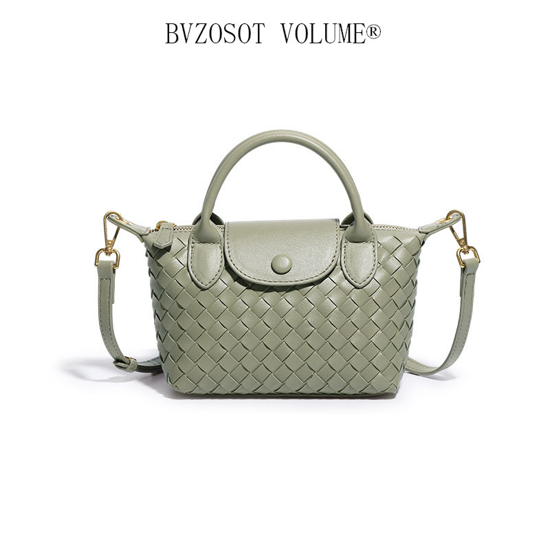 Hand knitted style bag, fashionable single shoulder dumpling shaped for commuting with sense of high end and affordable a hand - held bag