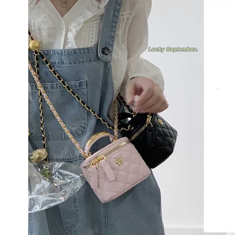 Reliable Small Fragrant Style Handbag for Women Trendy Diamond Grid Chain Bag Versatile Ins Single Shoulder Crossbody Bag Y250722