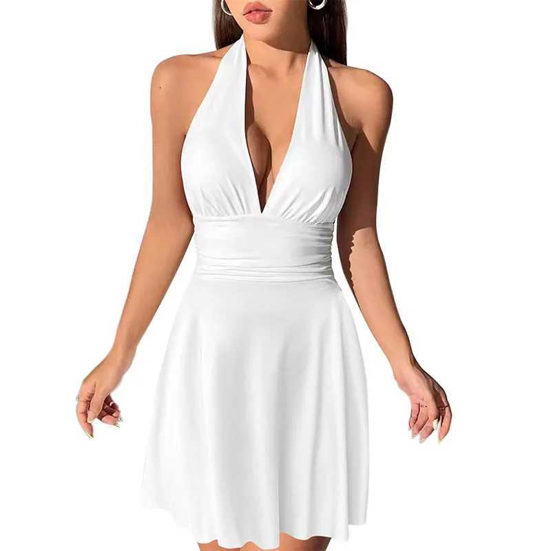 Hot-selling banded womens V-neck skirt Europe and the United States summer sexy backless pleated mini skirt XJ250722
