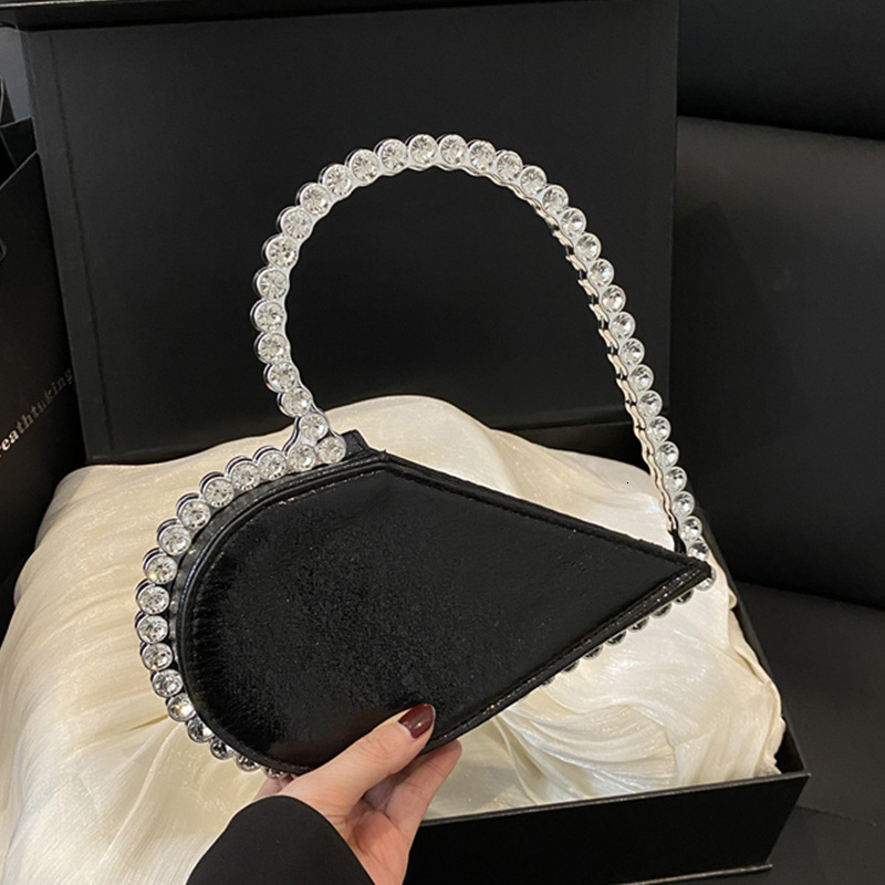 Summer women's New Women's Shoulder Bag Summer New Heart shaped Diamond Handbag Fashion Women's Banquet Bag Handbag New Designer Luxury