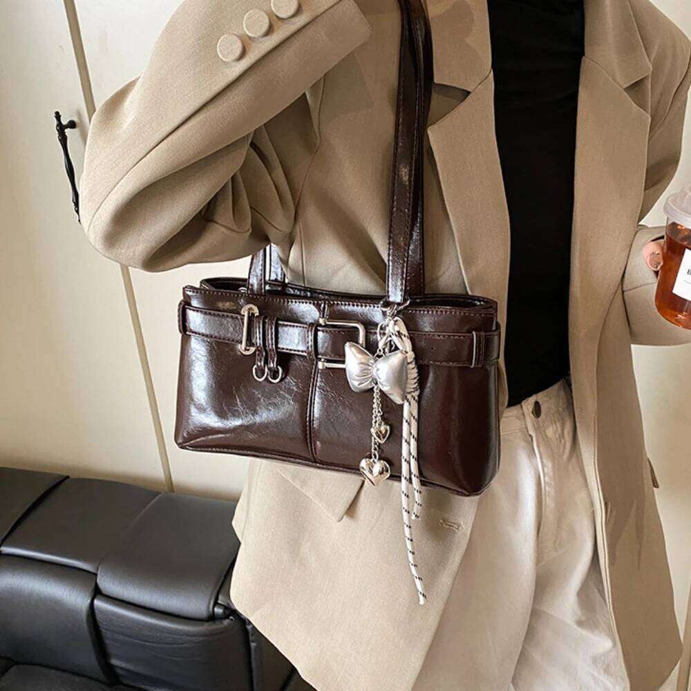 Belt Buckle Design Shoulder Satchels Bag for Women New in Designer Handbags Branded Fashion Totes with Pendant